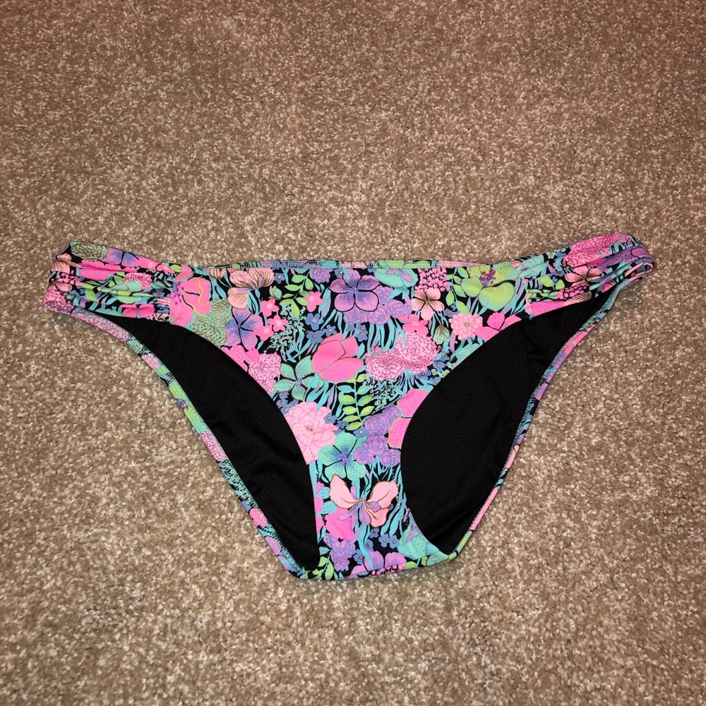 Victoria’s Secret Swim Bottoms